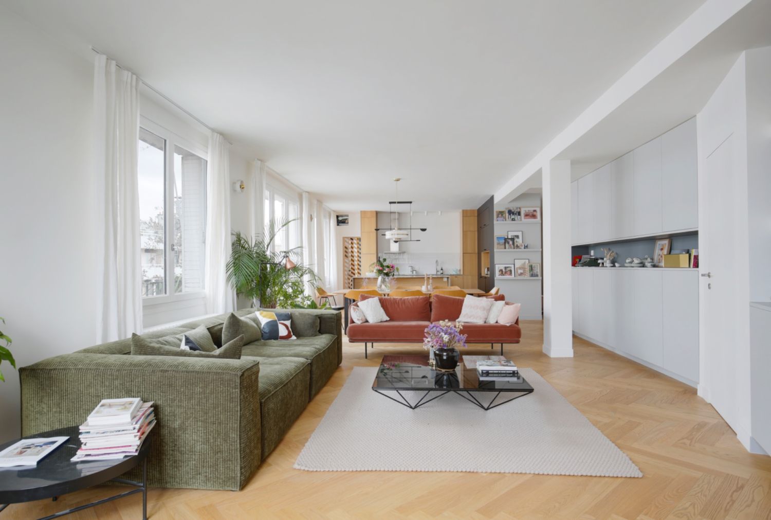 Bright 165m² Paris Apartment for Events & Vacation Rentals