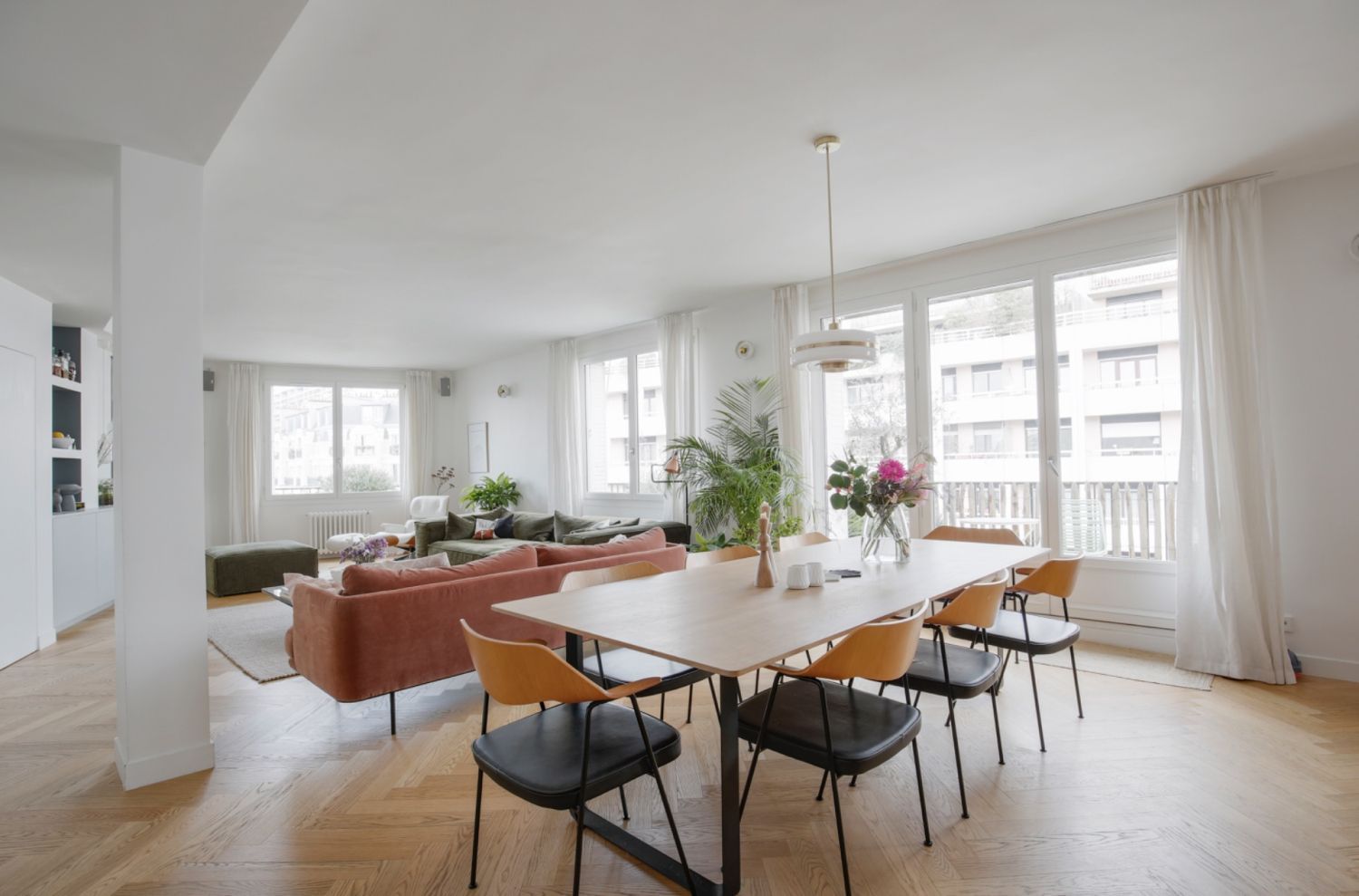 Bright 165m² Paris Apartment for Events & Vacation Rentals