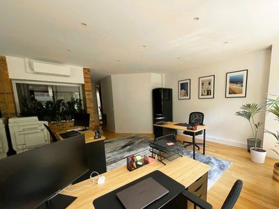 Private offices in the 15th arrondissement