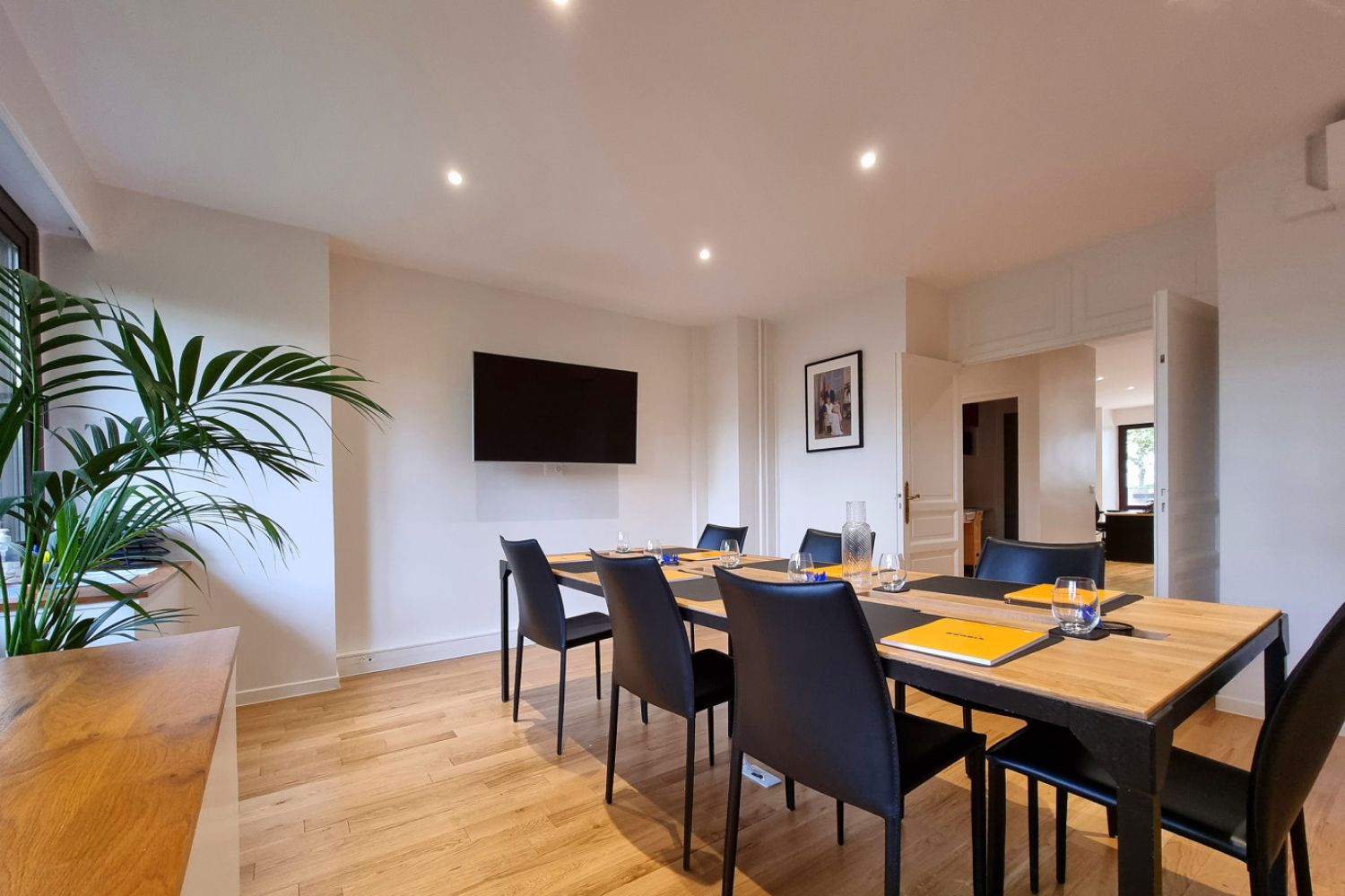 Private offices in the 15th arrondissement
