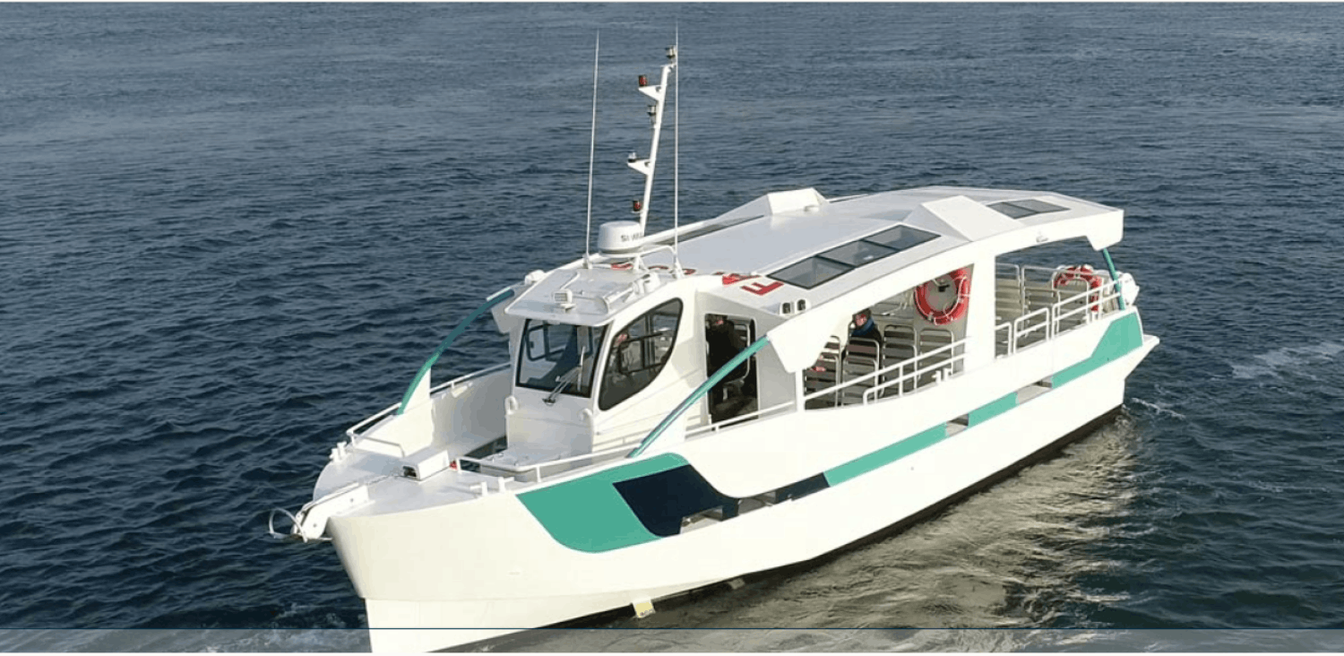 Événements Privés en Bateau Jusqu'à 50 Personnes | Bateau Hybride Écologique