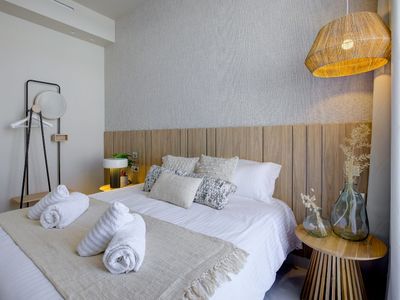 Cannes Apartment for Events – 5 Beds, 30 Guests