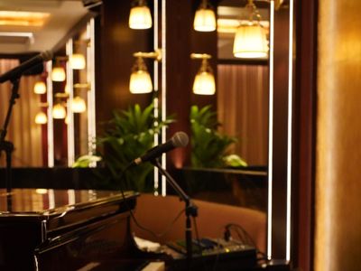Piano Bar & Restaurant Cannes – Events up to 120 Guests
