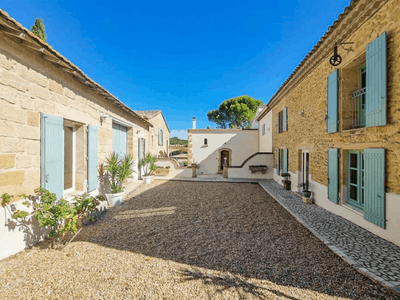 Renovated Farmhouse for Seminars & Events near Nîmes and Montpellier