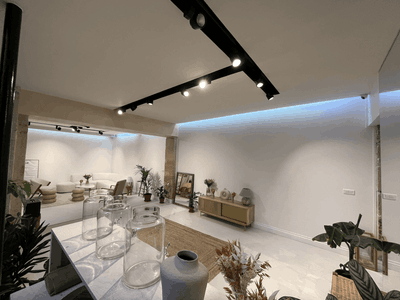 Elegant 75m² Showroom in Le Marais