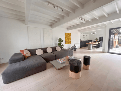 Chalet Parisien: Alpine Charm Meets Parisian Elegance in the 12th Arrondissement