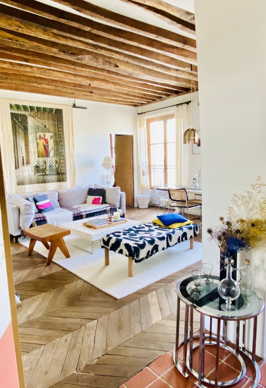 Very beautiful 2 room apartment in the heart of the 10th arrondissement 