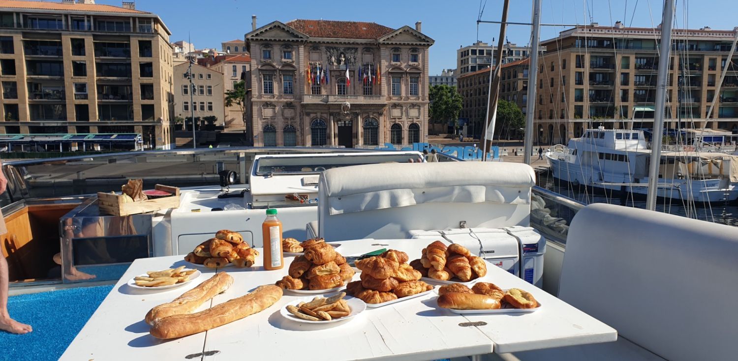 Yacht 22 meters