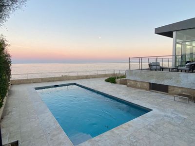 Beachfront Villa with Sea View for Events in Sainte-Maxime