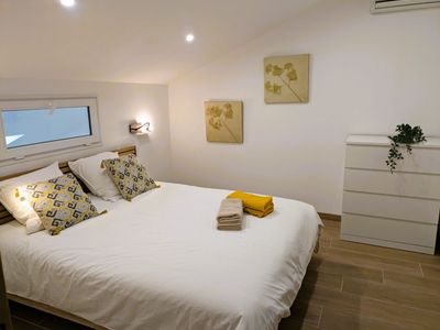 Grand loft central à Cannes avec terrasse – Pour événements privés