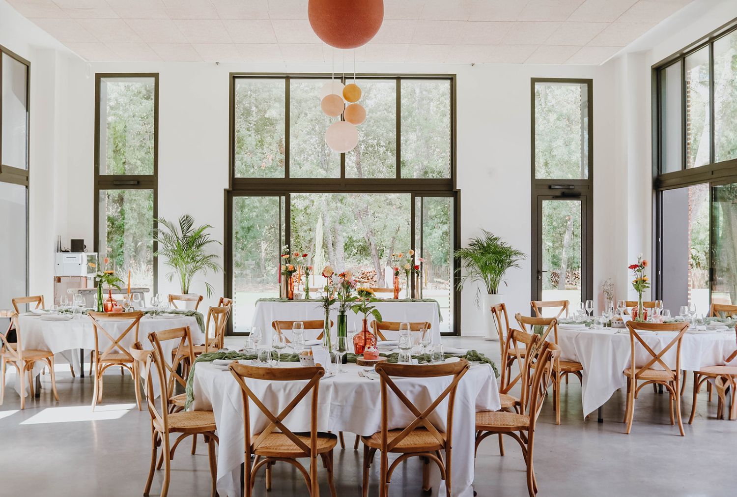 Modern Event Venue in Provence | Seminar & Wedding Space
