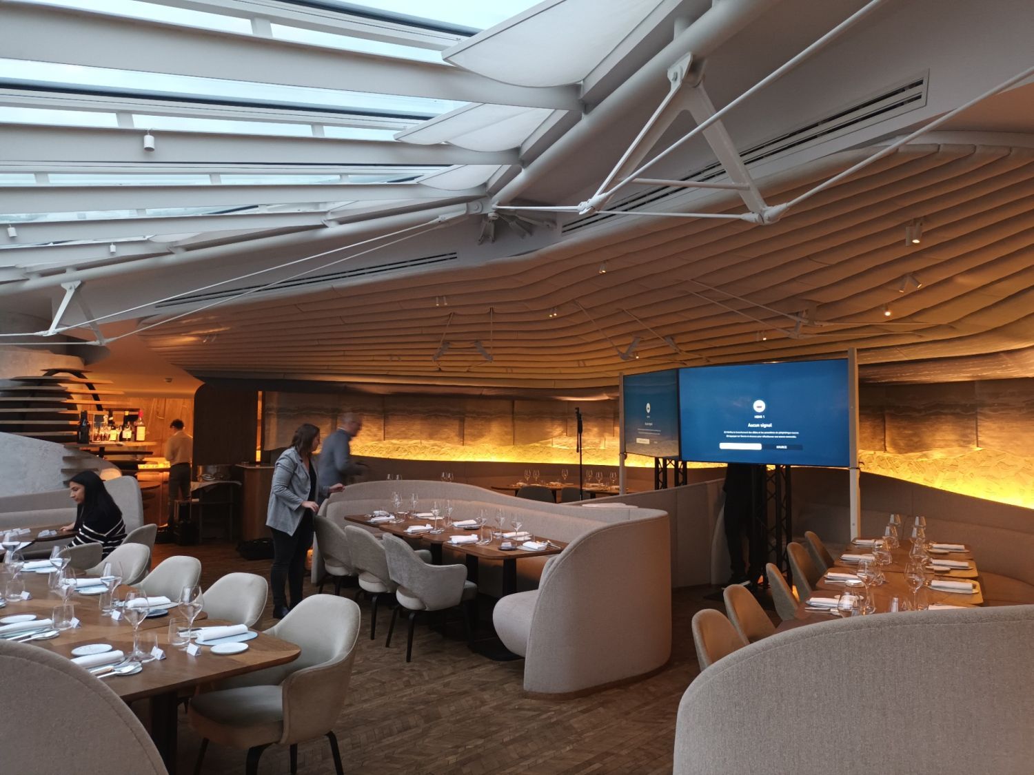 A Gourmet Haven Overlooking Parisian Rooftops