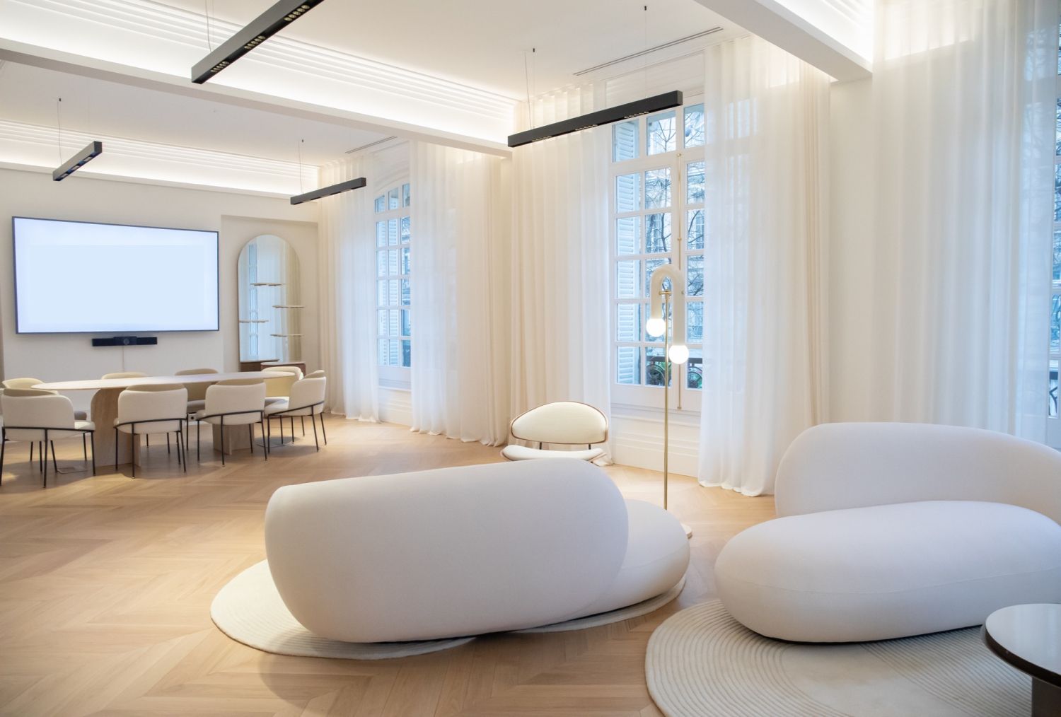 Espace Événementiel Élégant de 900 m² dans le 16e Arrondissement de Paris