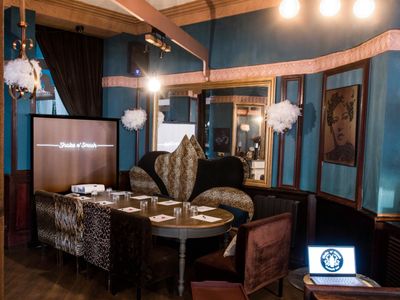 Private Event Space in Paris with Cabaret Ambiance & Modular Layout