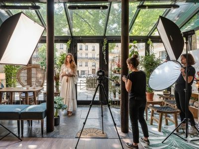 Espace Événementiel Privatif à Paris avec Ambiance Cabaret & Aménagement Modulable