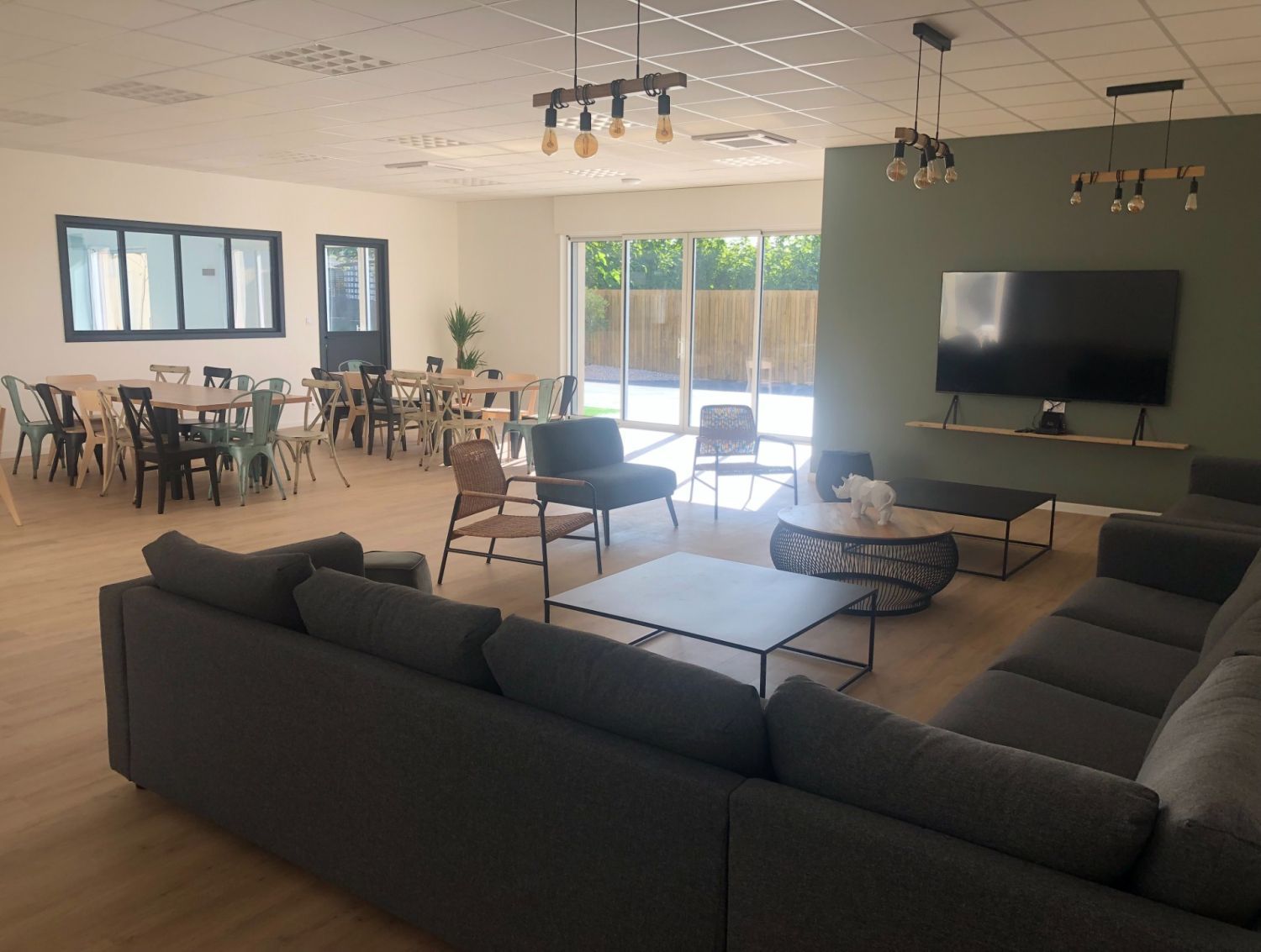 Gîte of 950 m² 35 sleeps and a reception room