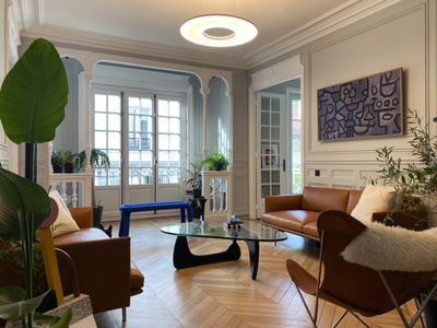 Haussmann-Style Architect Apartment Near Canal Saint-Martin | Events & Workshops