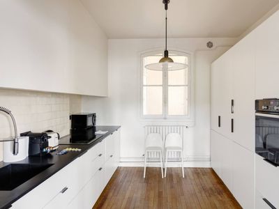 Elegant Seine-View Apartment for Events in Paris