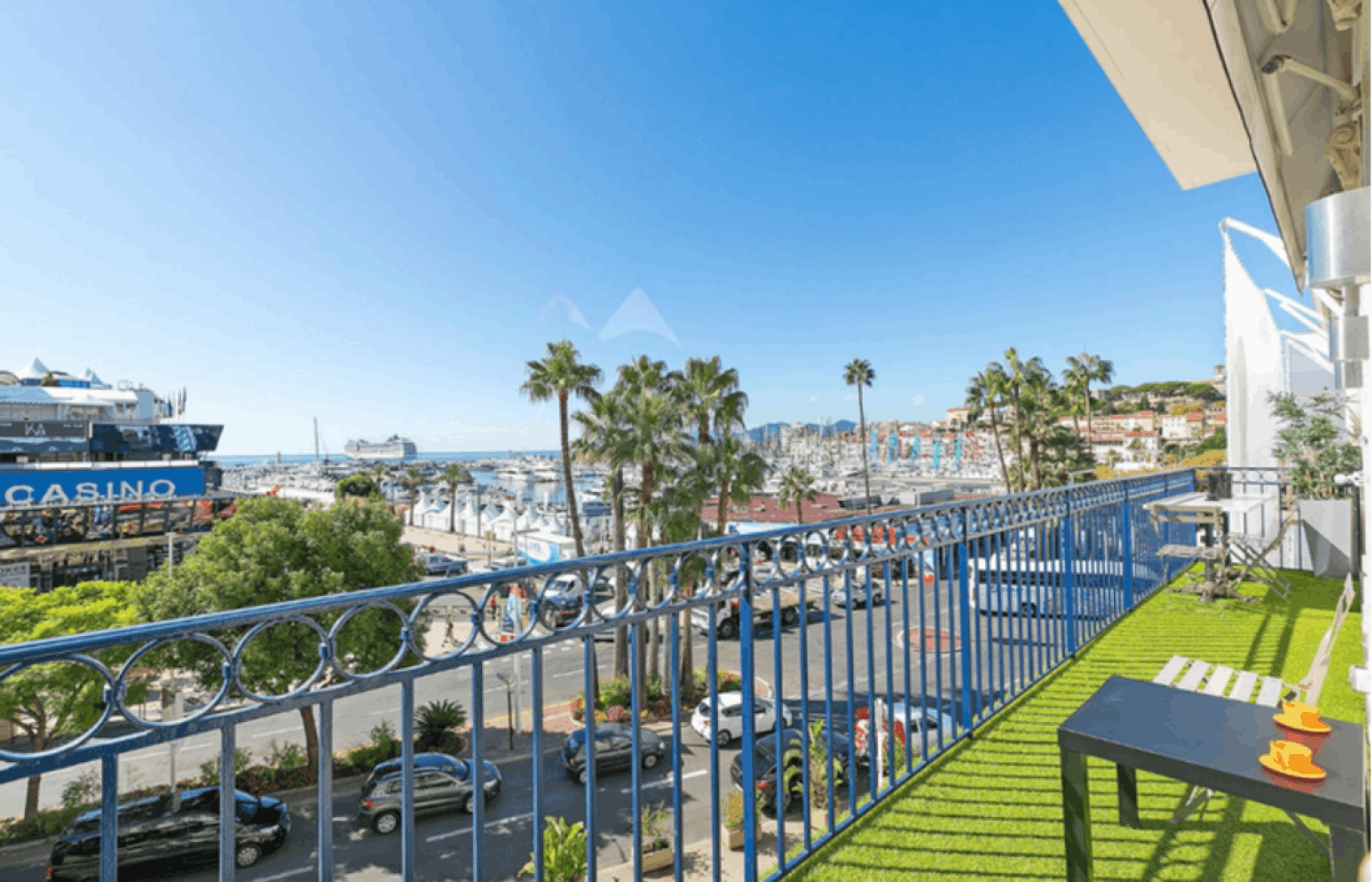 Luxury Apartment Cannes Croisette – 3 Beds, 30 Guests