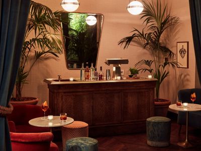 A magnificent glass roof in an 18th century mansion