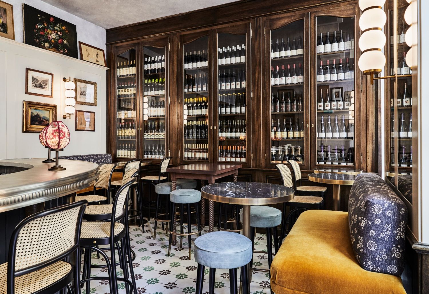 A wine bar in an 18th century mansion