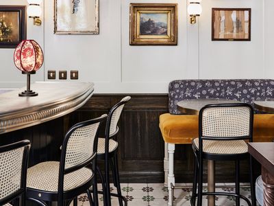 A wine bar in an 18th century mansion