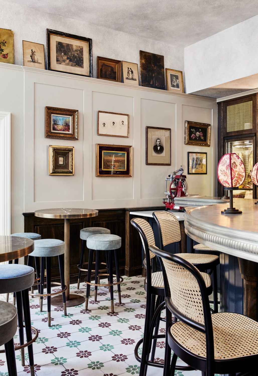 A wine bar in an 18th century mansion