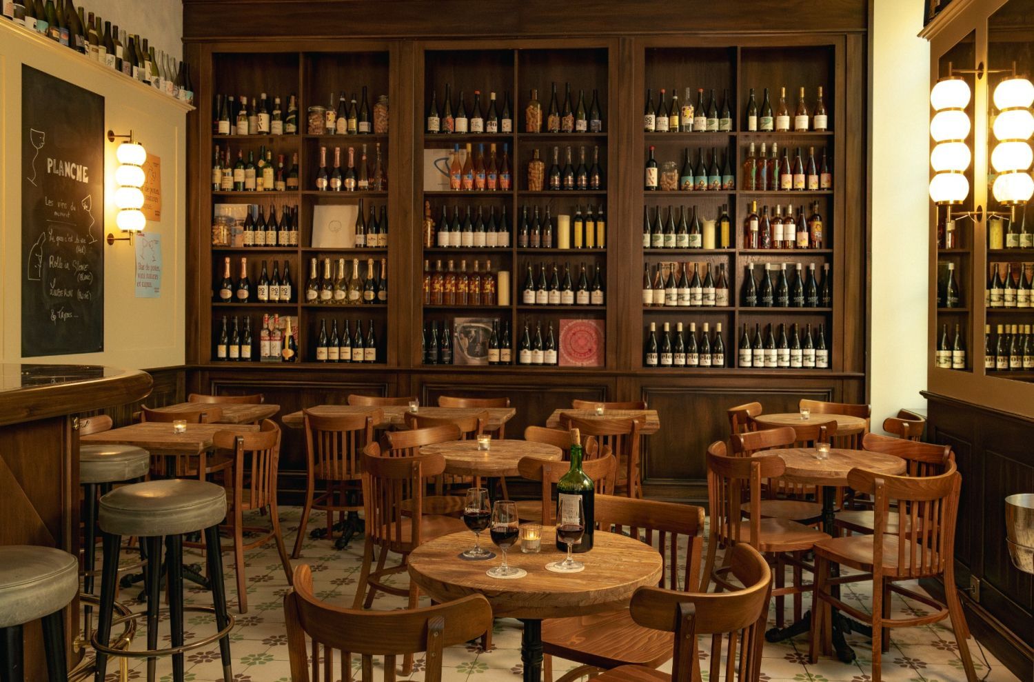 A wine bar in an 18th century mansion