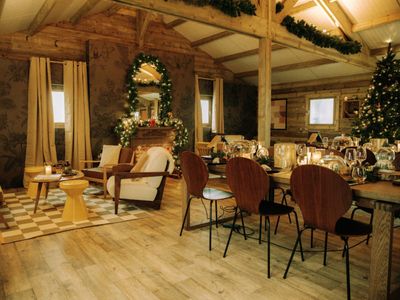 Ephemeral Terrace & Seasonal Chalet in Parisian Courtyard