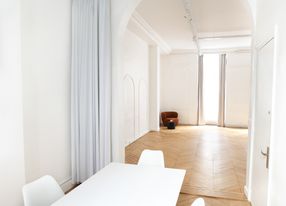 Studio/showroom center Paris