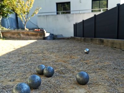 House with garden, swimming pool and sea view
