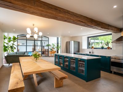  Villa 1h15 from Paris with swimming pool, spa, pétanque & games