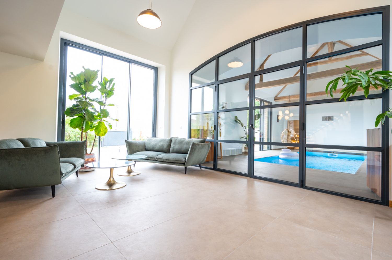  Villa 1h15 from Paris with swimming pool, spa, pétanque & games