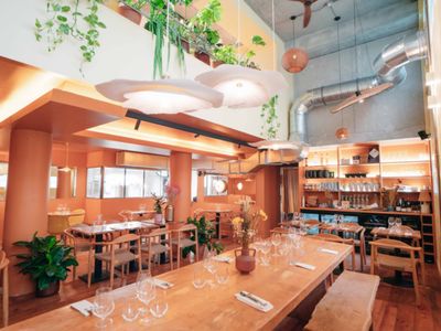 Vibrant Bistronomic Restaurant in Paris with Open Kitchen & Artistic Flair