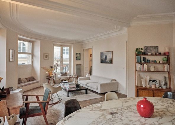 Spacious apartment in the center of Paris 