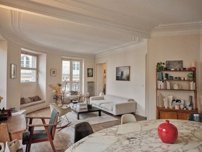 100 m² Paris Apartment with Balcony & Unique City Views