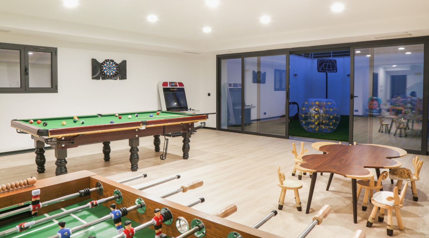 Villa de luxe avec espaces de jeux