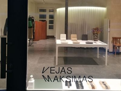 45m² Art Gallery with Bay Windows for Events in Paris