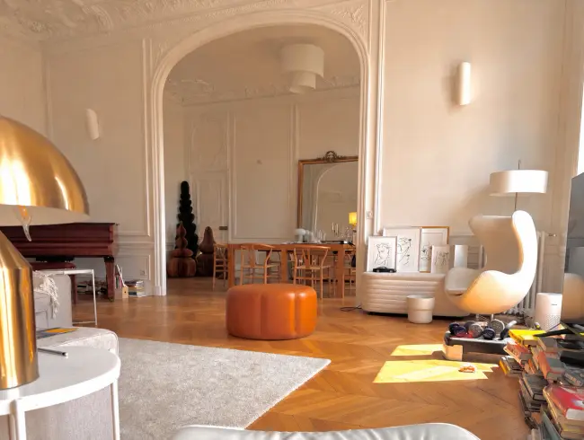 Elegant Haussmann-Style Flat for Events in Paris