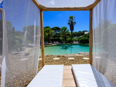 Domaine sur le thème des Antilles en pleine nature