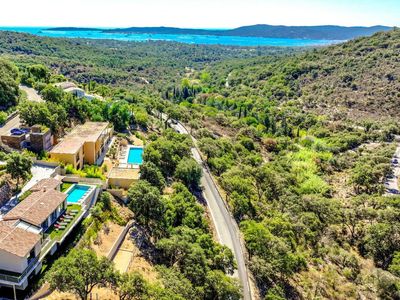 Modern Villa with Breathtaking Gulf Views in Grimaud