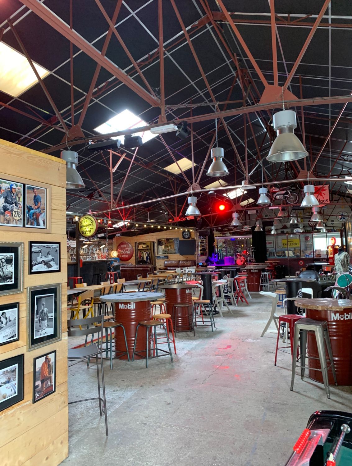 Unusual space, concept store, bar, boutique