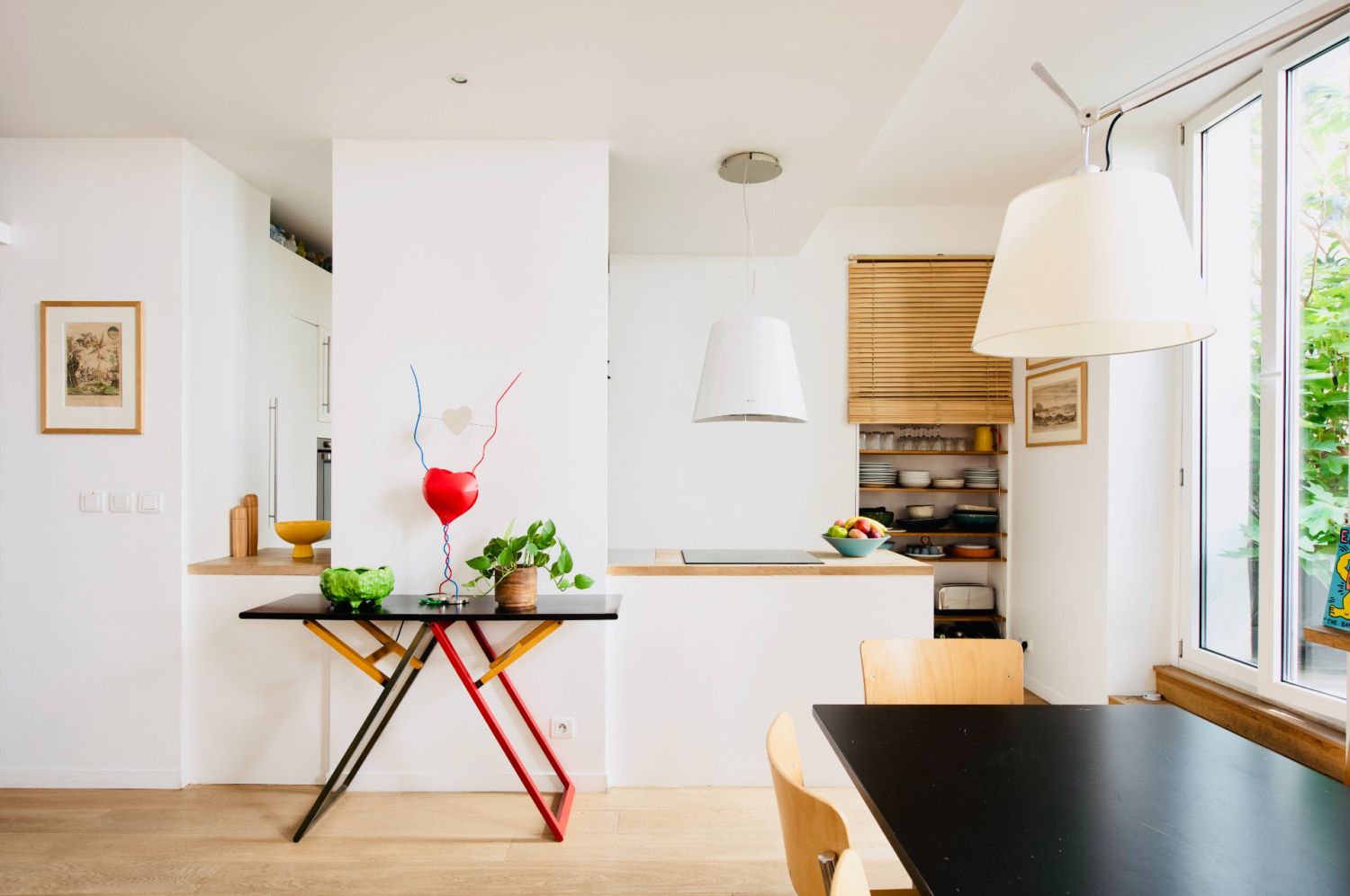 A Parisian Countryside Loft for Meetings & Photoshoots