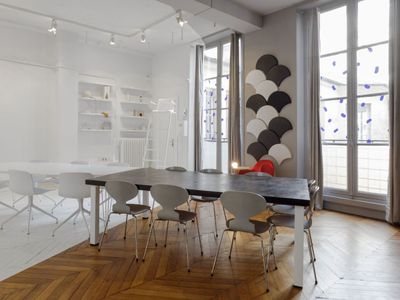 Large Modular Event Space in Le Marais, Paris | Meetings, Cocktails & More