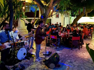 Eden Restaurant: Mediterranean Paradise with Sea Views