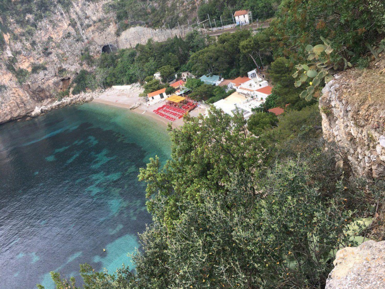 Eden Restaurant: Mediterranean Paradise with Sea Views