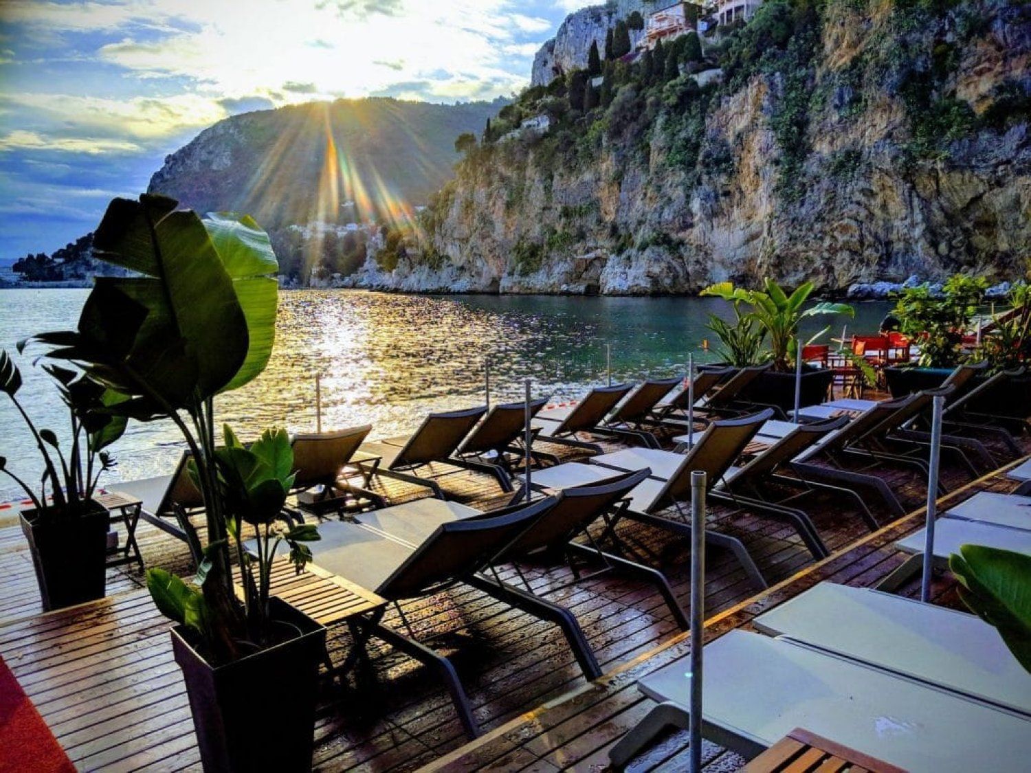 Eden Restaurant: Mediterranean Paradise with Sea Views