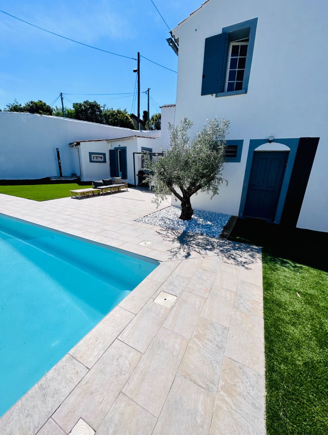 600 m² garden and swimming pool at the foot of the Calanques 