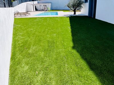 600 m² garden and swimming pool at the foot of the Calanques 