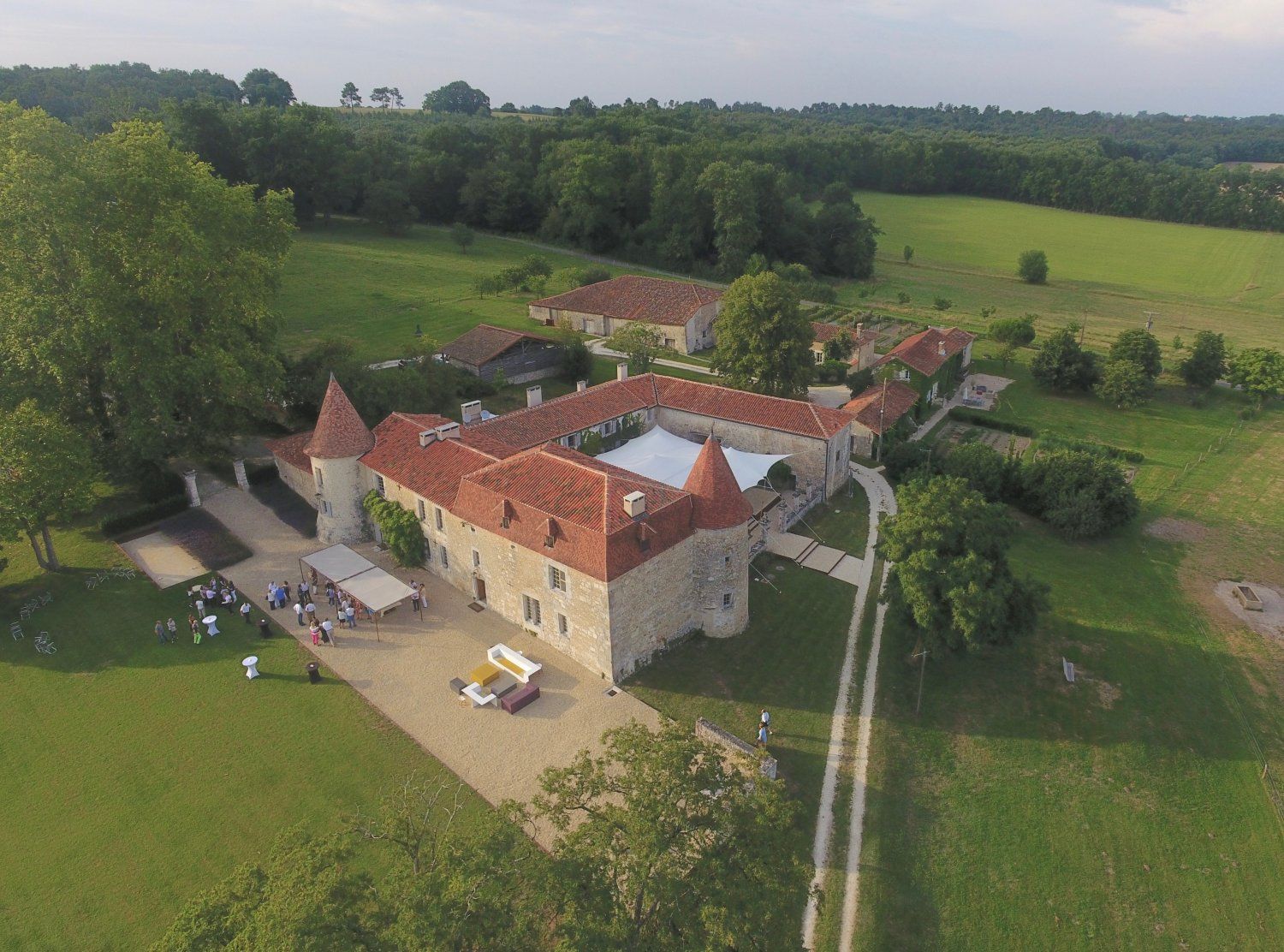 Lerse: Intimate Venue in South West France for Weddings & Events